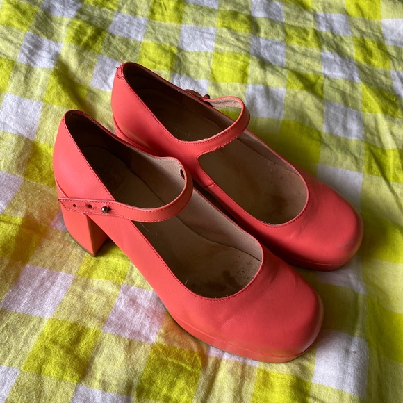 Intentionally Blank Watermelon Mika Heels - Picture 2 of 5